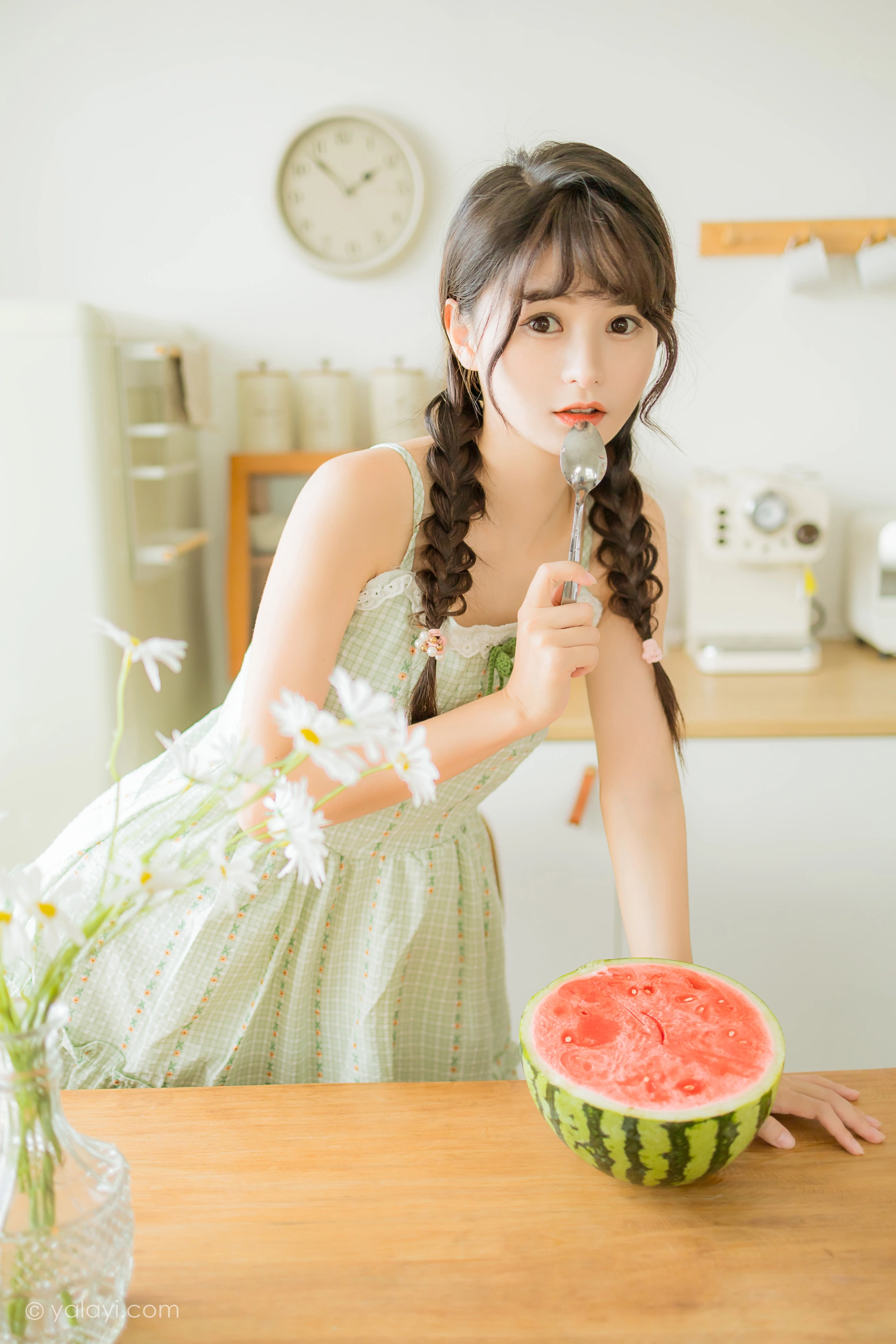 [YALAYI雅拉伊]2022.08.01 NO.958 夏日甜瓜 小亭 2